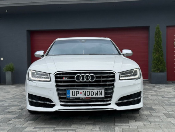 audi-s8-karbon-keramicke-brzdy-700ps-mtm-big-1