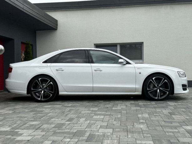 audi-s8-karbon-keramicke-brzdy-700ps-mtm-big-3