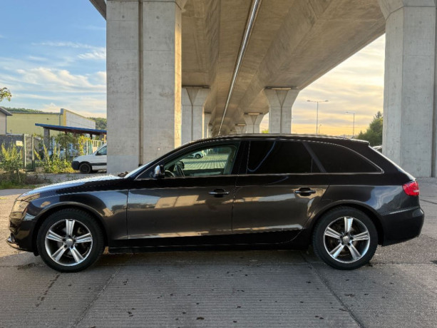 audi-a4-avant-20tdi-automat-big-3