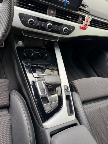 audi-a4-sedan-s-line-big-3