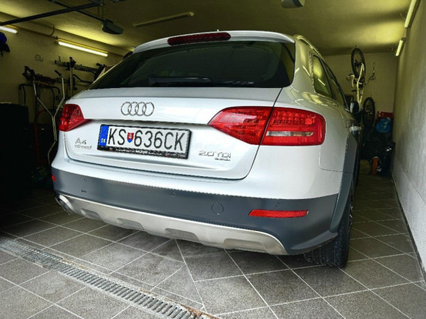 audi-a4-allroad-20tdi-komfort-1majitel-len-79-000-km-20-disky-v-tp-top-stav-big-3