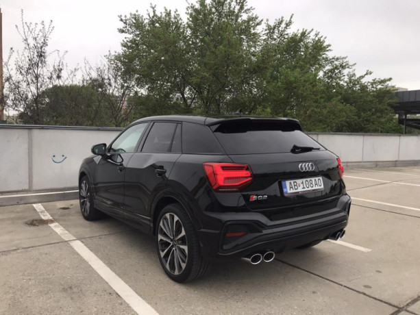 audi-sq2-suvhatchback-221kw-automat-big-3