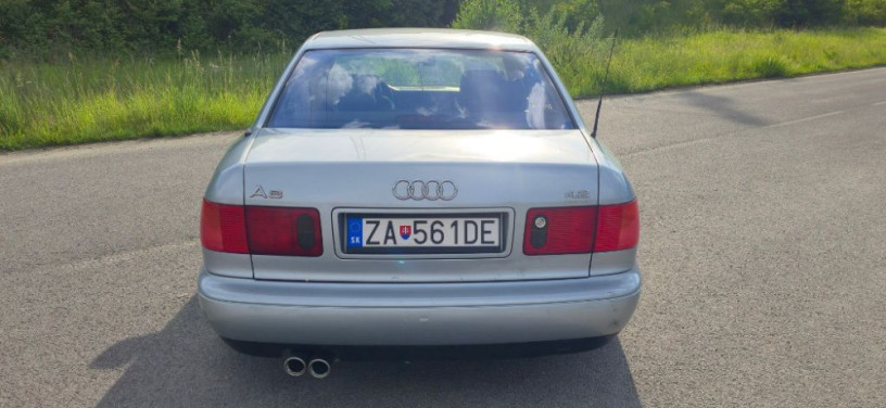audi-a8-42-v8-quattro-tiptronic-220kw300hp-a5-big-2