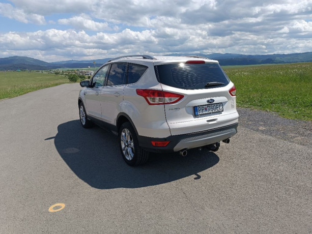 ford-kuga-20-tdci-biela-metaliza-big-2