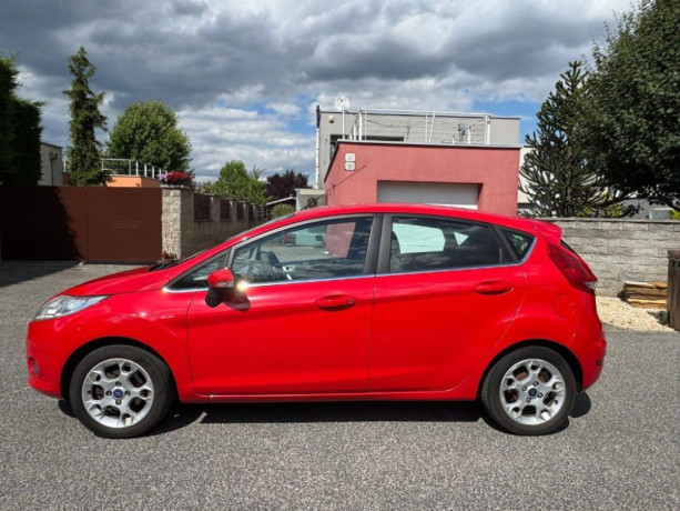 ford-fiesta-14-duratec-16v-trend-71kw96hp-m5-big-3