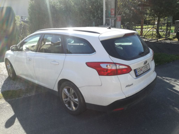 ford-focus-kombi-ford-focus-kombi-big-2