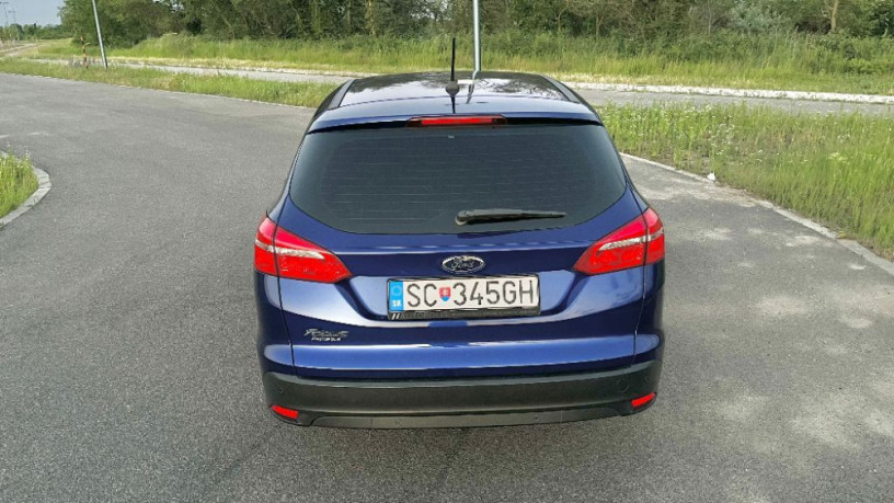 ford-focus-kombi-15tdci-88kw-edition-x-big-2