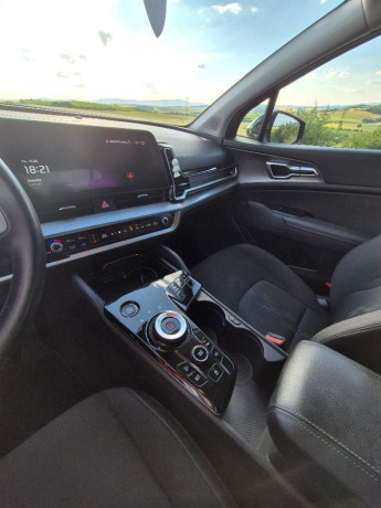 kia-sportage-16-t-gdi-mhev-gold-at-110kw150hp-a7-big-2