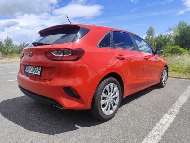 kia-ceed-crdi-16-big-1
