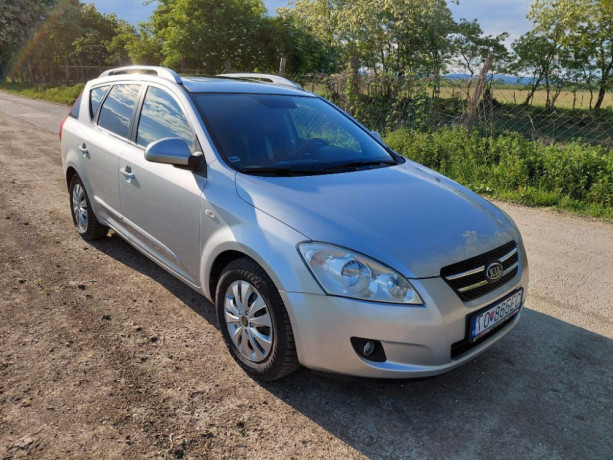 kia-ceed-sw-16-benzinlpg-big-1