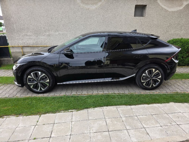 kia-ev6-774-kwh-earth-2wd-168kw229hp-a-big-2