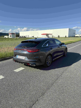 kia-pro-ceed-pro-16-t-gdi-gt-at-150kw204hp-a7-big-1