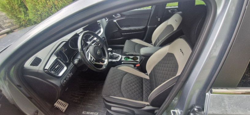 kia-ceed-sw-gt-line-big-2