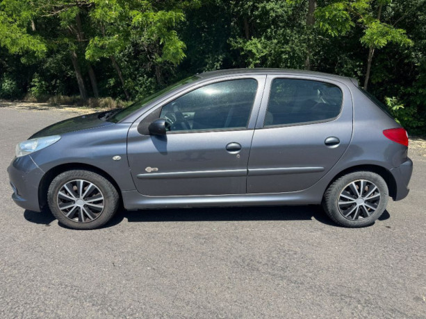peugeot-206-plus-peugeot-206-plus-big-0