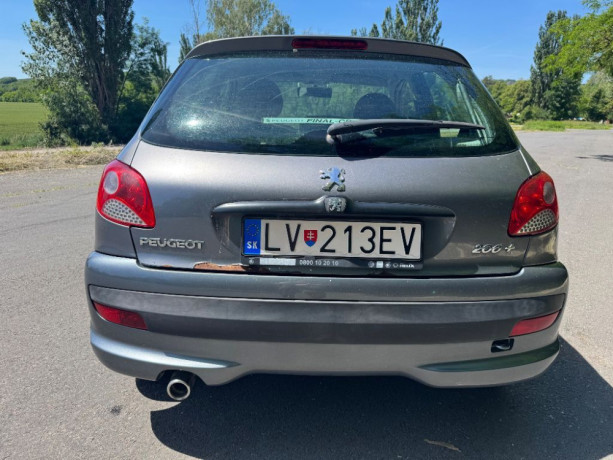 peugeot-206-plus-peugeot-206-plus-big-2