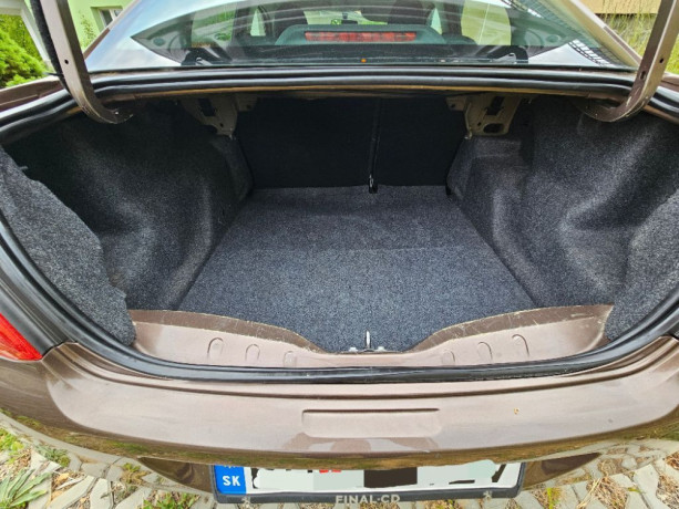 peugeot-301-16-hdi-allure-68kw92hp-m5-big-1