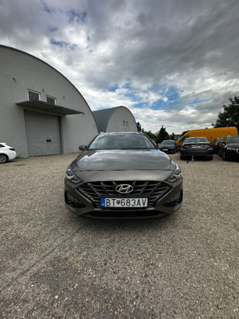 hyundai-i30-cw-16-diesel-automat-big-0