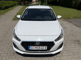 hyundai-i30-14i-comfort-extra-73kw100hp-m6