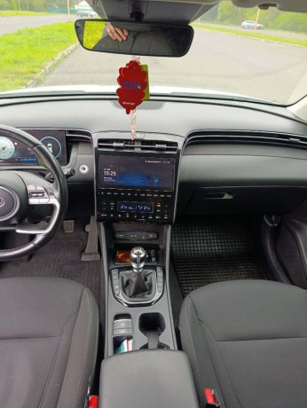 hyundai-tucson-16-t-gdi-style-110kw150hp-m6-big-2