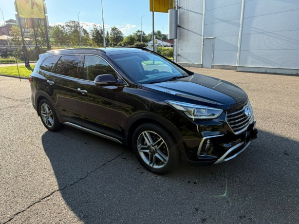 hyundai-grand-santa-fe-22-crdi-vgt-4x4-premium-147kw200hp-a6-big-0
