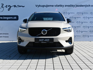 volvo-xc40-b3-p-plus-mhev
