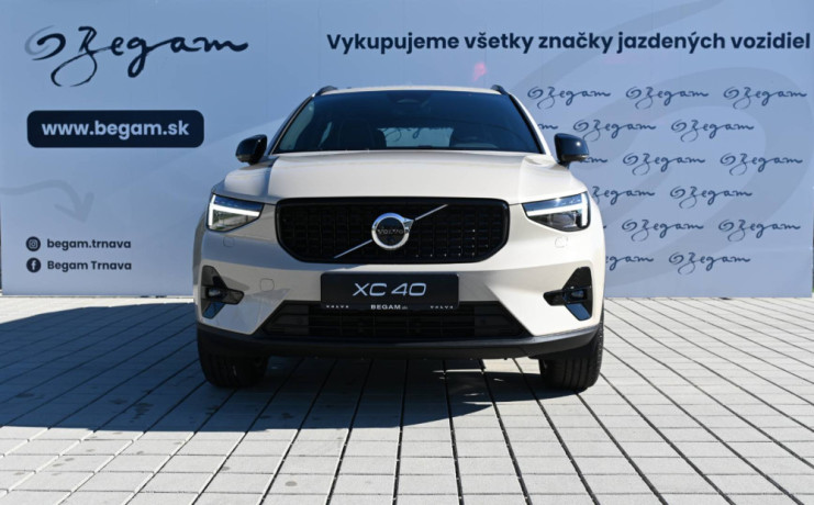volvo-xc40-b3-p-plus-mhev-big-0