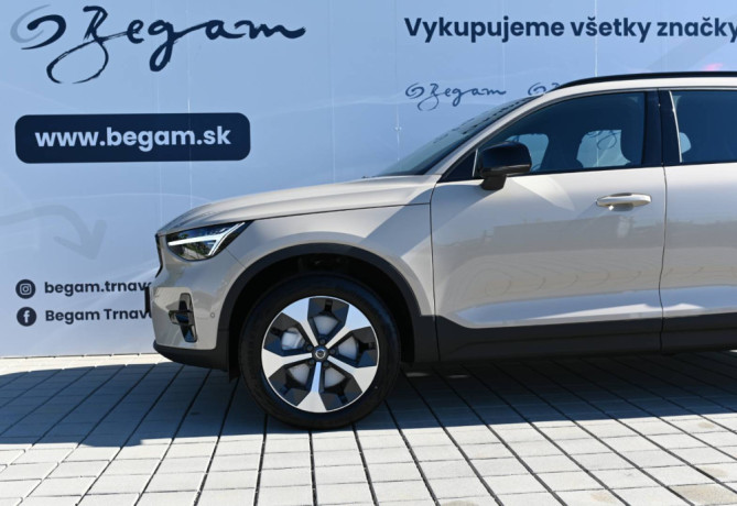 volvo-xc40-b3-p-plus-mhev-big-2