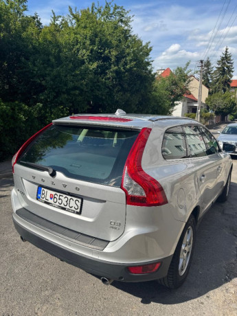 volvo-xc60-malo-jazdene-jediny-majitel-d3-awd-summum-geartronic-120kw163hp-a6-big-1