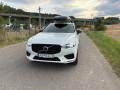 volvo-xc60-b4-r-design-awd-at-145kw197hp-a8-small-3