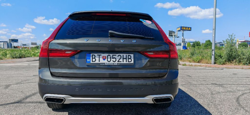 volvo-v90-cross-country-pro-big-3