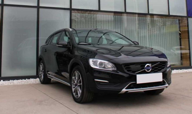 volvo-v60-cross-country-2018-awd-d4-2400ccm-134000km-big-1