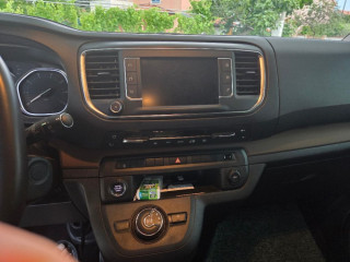 toyota-proace-verso-family