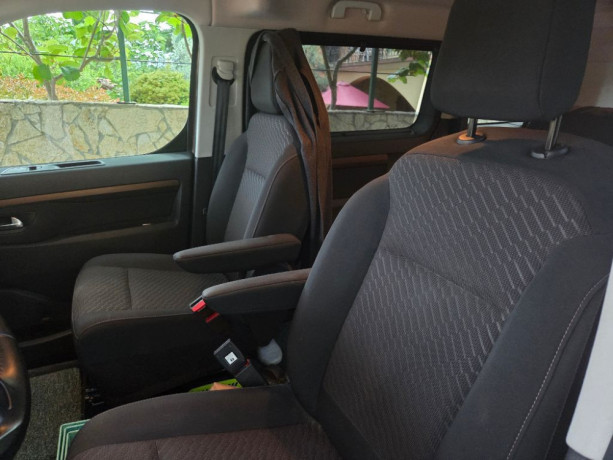 toyota-proace-verso-family-big-2