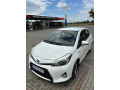 toyota-yaris-hybrid-small-0