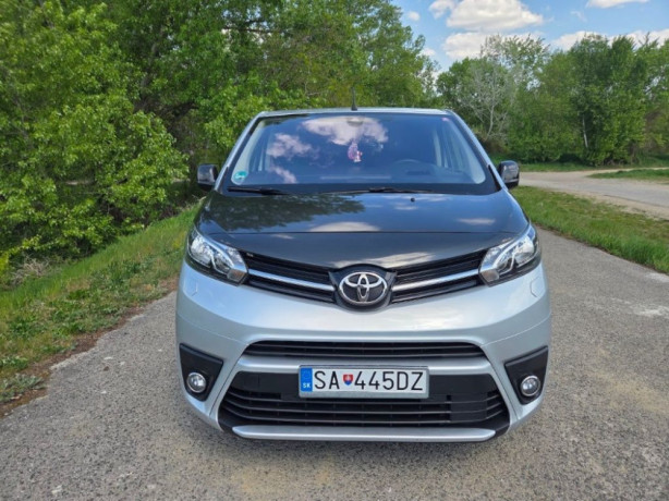 toyota-proace-verso-shuttle-20-d-4d-180-l2-a8-130kw177hp-a8-big-2