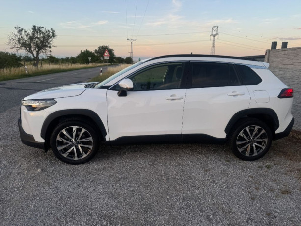toyota-corolla-cross-2024-big-2