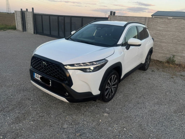toyota-corolla-cross-2024-big-1