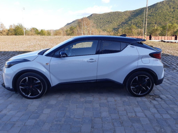toyota-c-hr-20-hybrid-dynamic-force-gr-sport-e-cvt-112kw150hp-a1-big-2