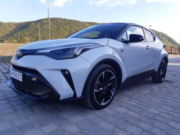 toyota-c-hr-20-hybrid-dynamic-force-gr-sport-e-cvt-112kw150hp-a1-big-1