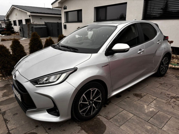 toyota-yaris-yaris-15-hybrid-e-cvt-comfort-happy-edition-68kw92hp-a1-big-1