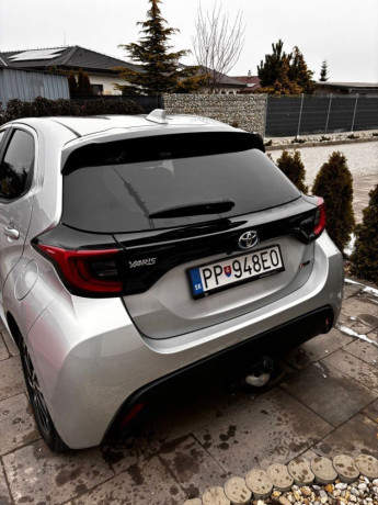 toyota-yaris-yaris-15-hybrid-e-cvt-comfort-happy-edition-68kw92hp-a1-big-2