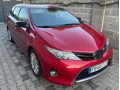 toyota-auris-16-touring-sport-small-1