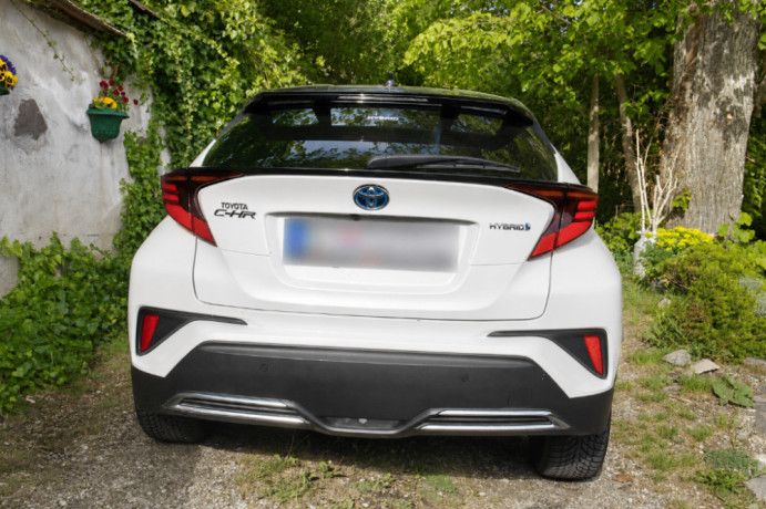 toyota-c-hr-20-hybrid-184k-selection-jbl-advanced-park-servis-toyota-big-0
