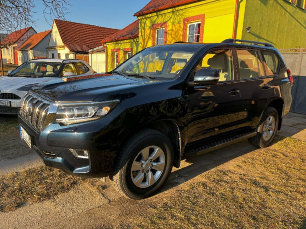 toyota-land-cruiser-28-legend-130kw-mozny-odpocet-dph-big-0