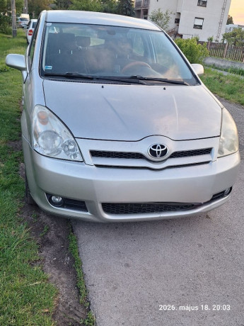 toyota-corolla-verso-20-d-4d-base-85kw116hp-m5-big-0