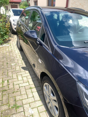 opel-astra-sport-tourer-opel-astra-sport-tourer-big-3