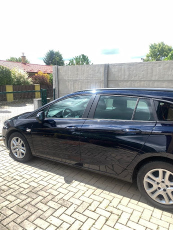 opel-astra-sport-tourer-opel-astra-sport-tourer-big-1