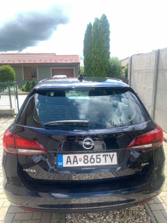opel-astra-sport-tourer-opel-astra-sport-tourer-big-2