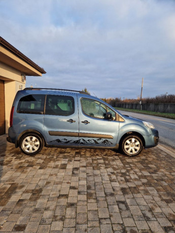 citroen-berlingo-multispace-16-bluehdi-100-feel-73kw100hp-m5-big-1