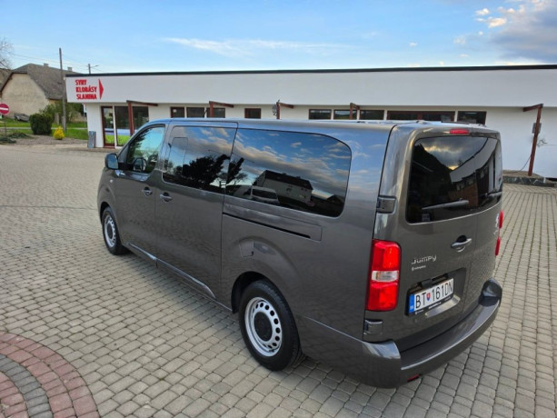 citroen-jumpy-tourer-15-bluehdi-85kw-9-miestna-verzia-big-2